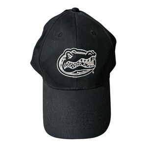 Men’s Hat (Cap ) Black Reptile Logo 
Adjustable. Pre-owned in great condition